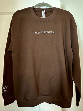 Beauty Society “Skinfluencer” sweatshirt, NEW, size Medium